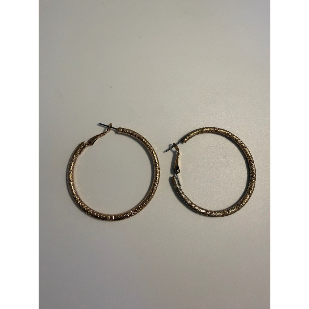 Gold Tone‎ Textured Diamond Cut Large Hoop Earrings Latch Back 2 Inch